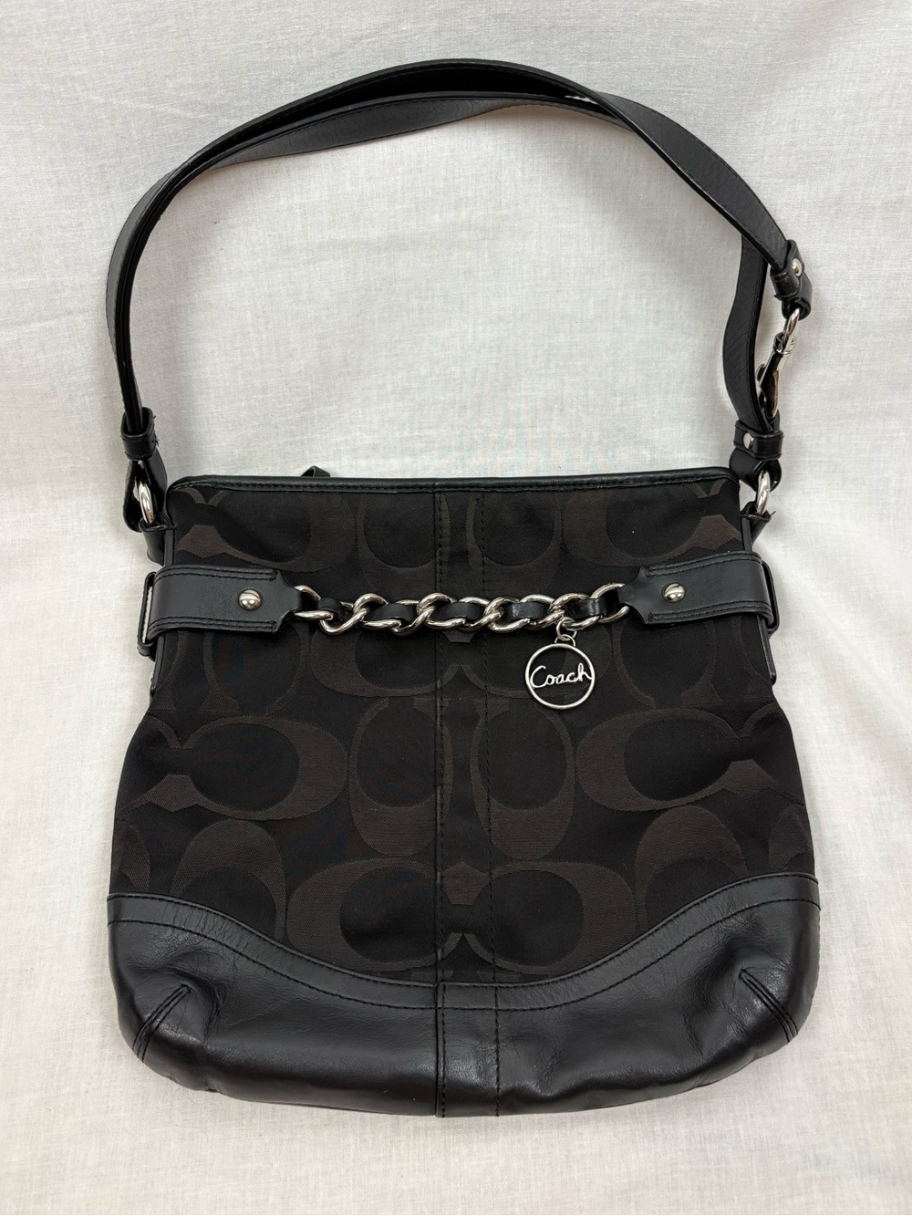 Coach Signature Optic Chain Black Shoulder Bag Purse Duffle